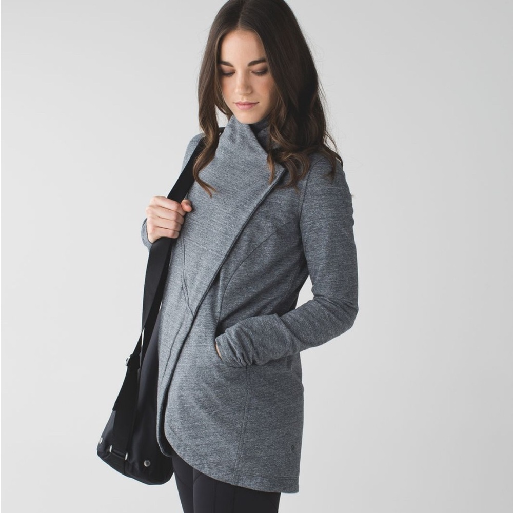Lululemon that’s a wrap size 4